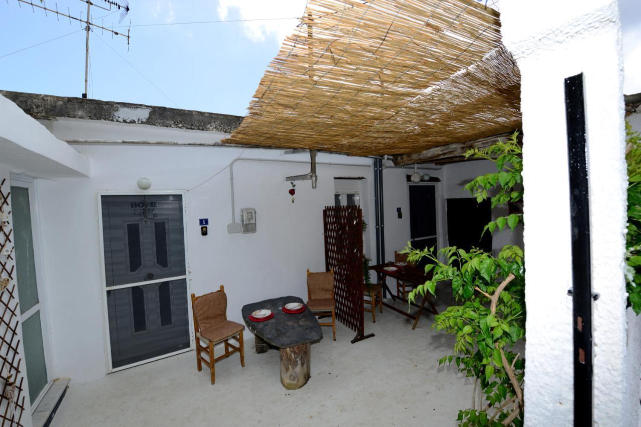 Traditional Cretan Plokamiana